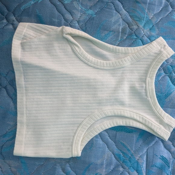 Forever 21 white tank - Picture 2 of 2